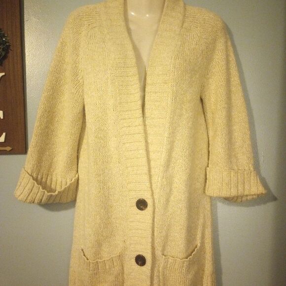 - Eddie Bauer  three quarter length sleeve button down sweater with pockets - Picture 3 of 12